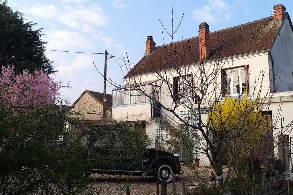 Les Noyers Monestois Entre Cher Et Canal De Berry Mennetou-sur-Cher Екстериор снимка